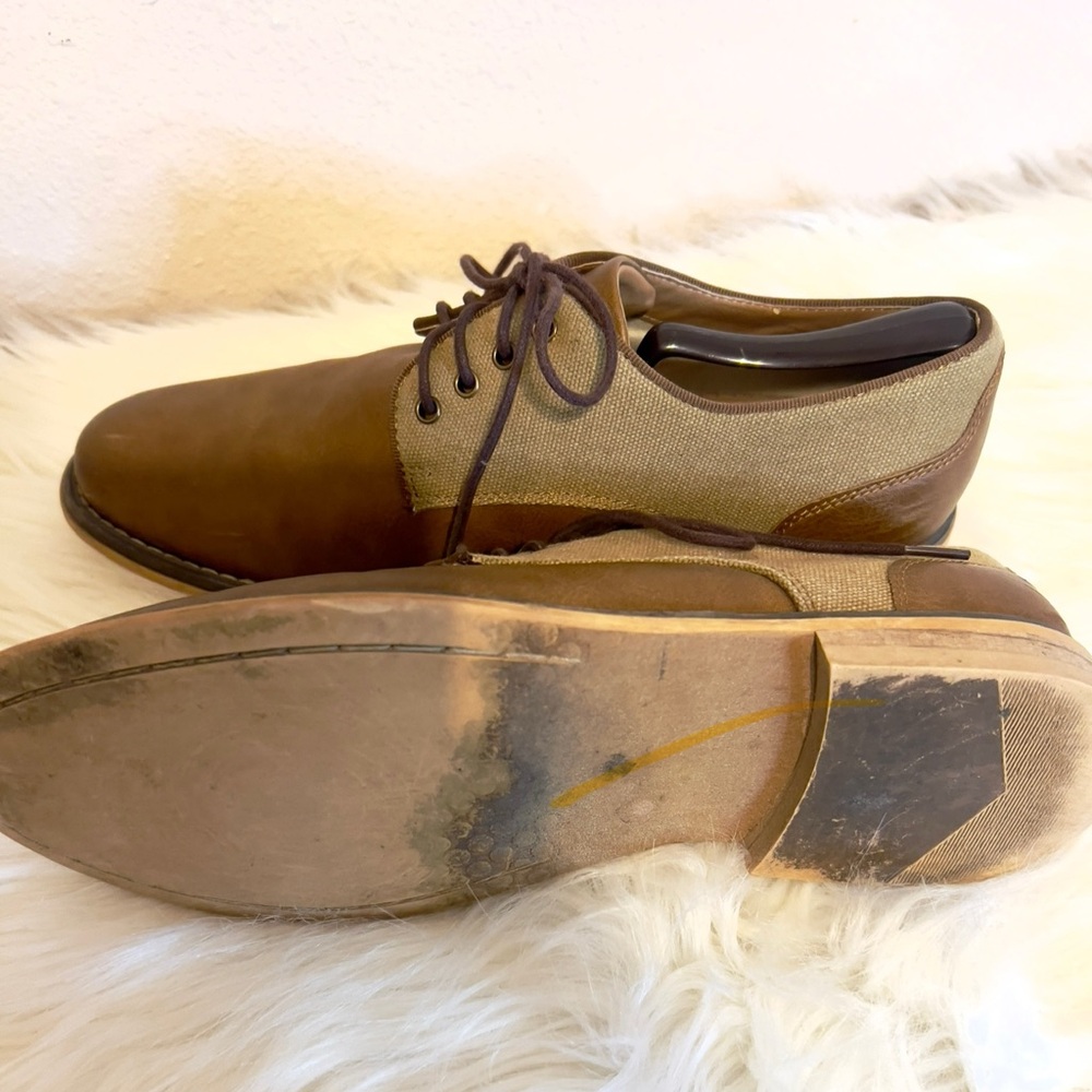 J Ferrar Brown and Tan Leather Oxfords with Closed Lacing. Size Men’s 8.5 - Picture 6 of 7